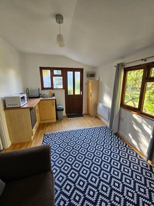 Picturesque Cabin In Cornwall Камборн Экстерьер фото